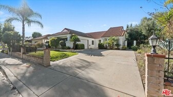 409 Beverly Dr in Walnut, CA - Building Photo