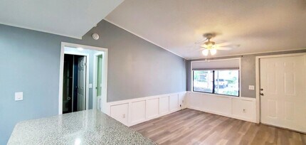 560 7th Pl in Vero Beach, FL - Building Photo - Building Photo