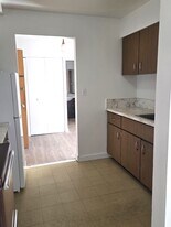 215-216 6 Ave W in Prince Rupert, BC - Building Photo