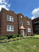 6607 Clayton Rd in Clayton, MO - Building Photo - Building Photo