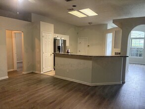 7242 Longhorn Cir S in Jacksonville, FL - Building Photo - Building Photo