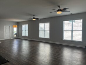 1105 Circandian Ct in Morrisville, NC - Building Photo - Building Photo