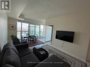 150 E Liberty St in Toronto, ON - Building Photo - Building Photo