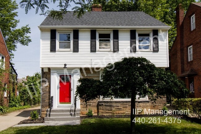 property at 3549 Grosvenor Rd