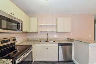 3756 Dartford Dr in Davenport, FL - Building Photo - Building Photo