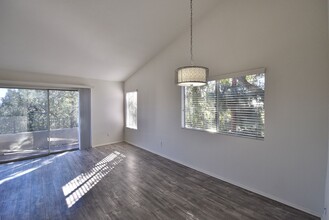 15520 Foothill Blvd, Unit 28 in Los Angeles, CA - Building Photo - Building Photo