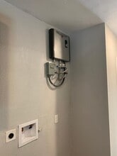 211 E Sterling Ave in Baytown, TX - Building Photo - Building Photo