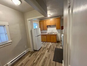 314 W 3rd St in Oconomowoc, WI - Building Photo - Building Photo