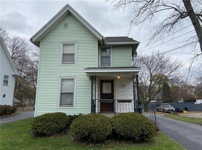 110 Lake Ave, Unit 110 Lake Avenue Up Apt