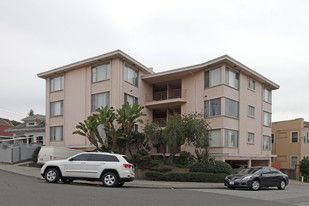 238 Acton Pl Apartments