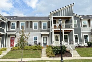 1674 S Watkins St in Chattanooga, TN - Building Photo