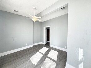 1119 NW 9th St, Unit A in Oklahoma City, OK - Building Photo - Building Photo