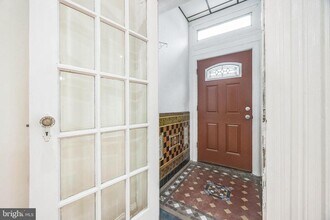 1427 Tasker St in Philadelphia, PA - Building Photo - Building Photo