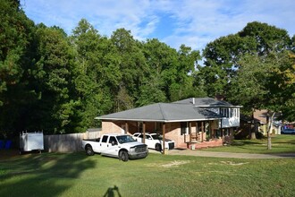 1435 Marlborough Rd in Fayetteville, NC - Building Photo - Building Photo