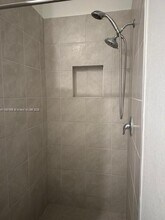 390 NE 12th St in Florida City, FL - Building Photo - Building Photo