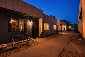 1117 Louisiana Blvd SE in Albuquerque, NM - Foto de edificio - Building Photo