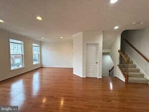41831 Diabase Square in Aldie, VA - Building Photo - Building Photo