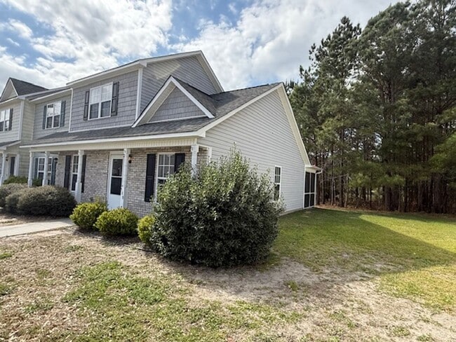 500 Springwood Dr in Jacksonville, NC - Building Photo - Building Photo