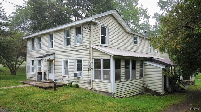126 NY-169 in Little Falls, NY - Building Photo - Building Photo