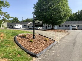800 Dodson Mill Rd in Pilot Mountain, NC - Building Photo