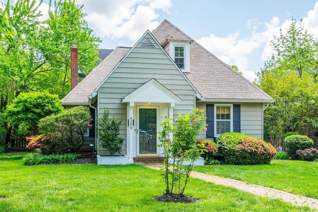 4350 River Rd NW in Washington, DC - Building Photo