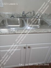 1323 Lamar St in San Antonio, TX - Building Photo - Building Photo