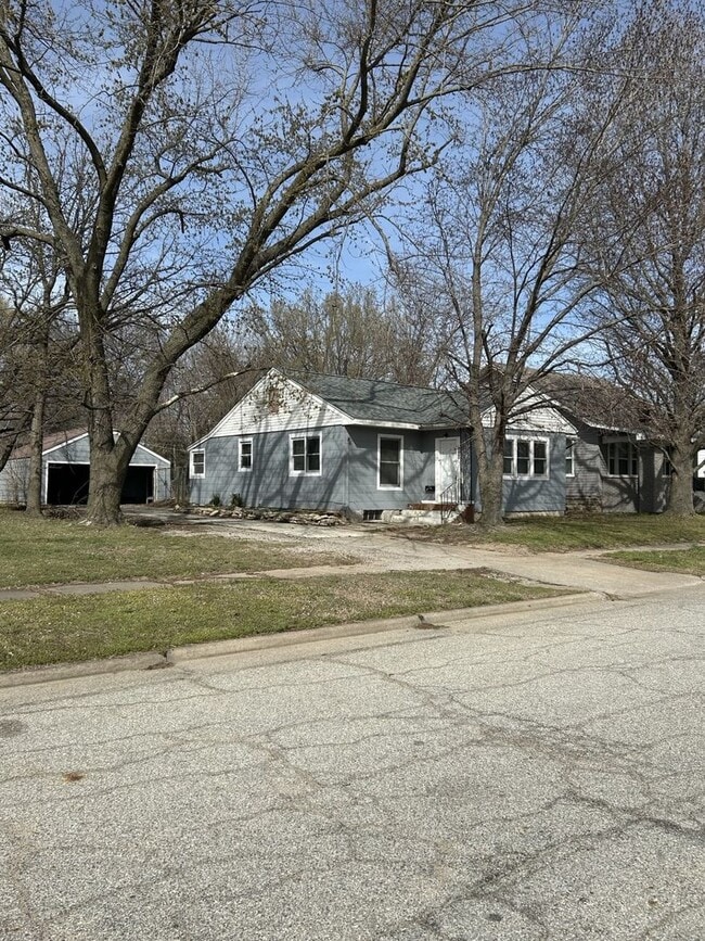 property at 112 W 23rd St