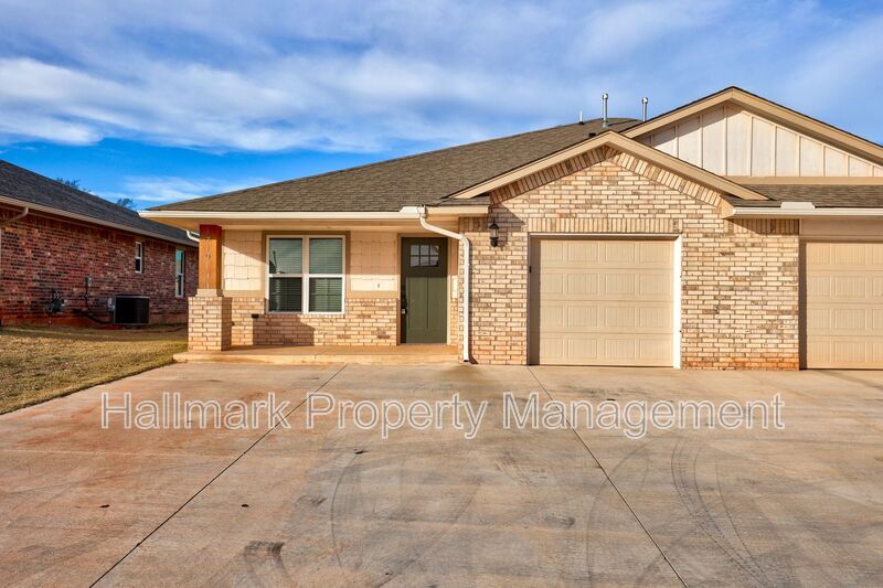 719 Ivy Ln in Noble, OK - Building Photo