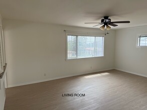 1807 Bara Rd, Unit B in Glendale, CA - Foto de edificio - Building Photo
