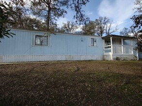 10065 N Star Dr in Redding, CA - Building Photo - Building Photo