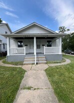 1227 Prospect Ave in Middletown, OH - Building Photo