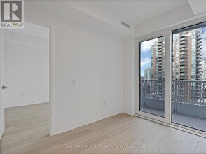 36 Olive Ave in Toronto, ON - Building Photo - Building Photo