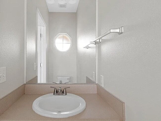 2612 Ravenwood Ct in Lynn Haven, FL - Building Photo - Building Photo