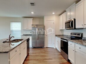 6074 Mason Tucker Dr in Inman, SC - Building Photo - Building Photo