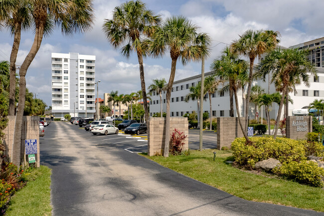 Ashleigh House in Hallandale Beach, FL - Building Photo - Building Photo