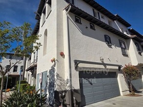 2151 Cherry Blossom Ct in Chula Vista, CA - Building Photo - Building Photo
