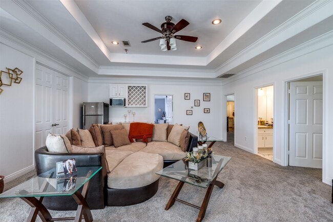 property at 8 Cypress Point Ct