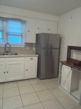 136 King St in Bridgeport, CT - Building Photo - Building Photo