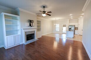 357 Coppice Pl in Bossier City, LA - Building Photo