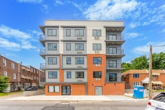 Walnut Lofts in Philadelphia, PA - Building Photo - Interior Photo