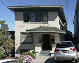 481 Stow Ave in Oakland, CA - Building Photo - Building Photo