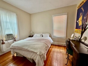185 Powder House Blvd, Unit 1 in Somerville, MA - Building Photo - Building Photo