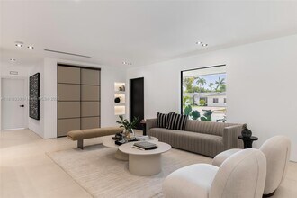 20335 NE 20th Ct in Miami, FL - Building Photo - Building Photo