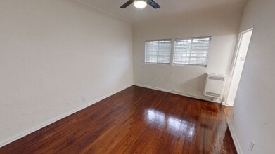 St. Andrews Manor Apartments...Charming Apartments...1920's Classic Brick..Newly Remodeled Building! in Los Angeles, CA - Foto de edificio - Interior Photo