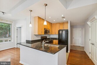 820 N Pollard St in Arlington, VA - Building Photo - Building Photo