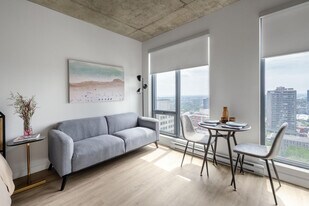 1555 Boul. René-Lévesque O in Montréal, QC - Building Photo