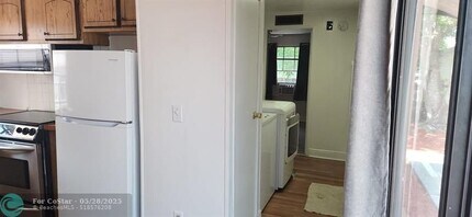 11868 Watergate Cir in Boca Raton, FL - Building Photo - Building Photo