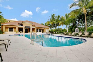 4905 Midtown Ln in Palm Beach Gardens, FL - Building Photo