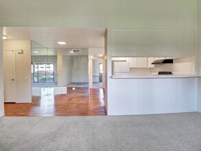 291 E Mel Ave in Palm Springs, CA - Building Photo - Building Photo