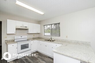 1460 Cass Ave NW in Palm Bay, FL - Building Photo - Building Photo